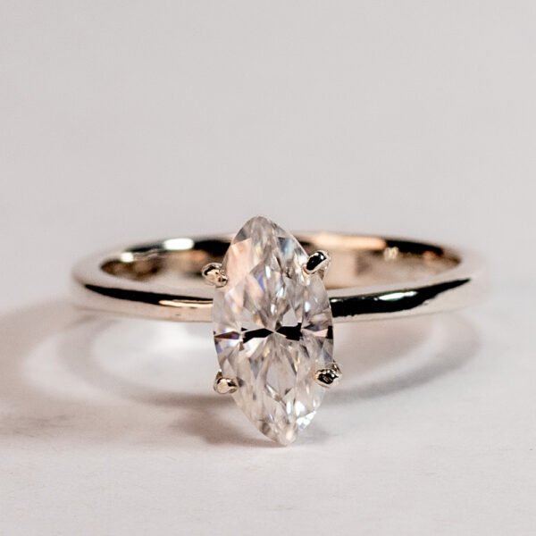 Elune Engagement Ring - Image 2